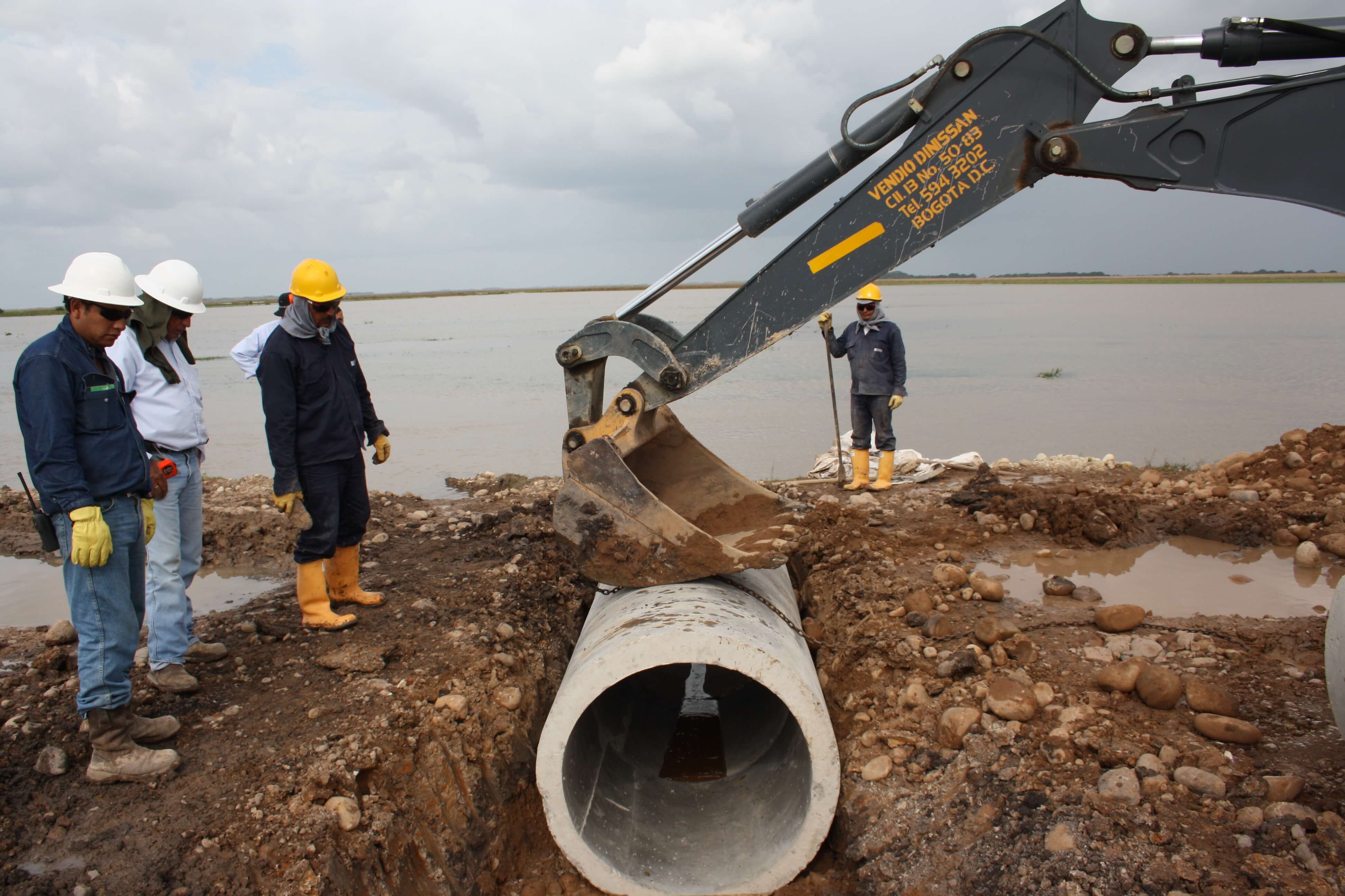 Puentes y Carreteras/Construcción Contrapozo Llanos 1