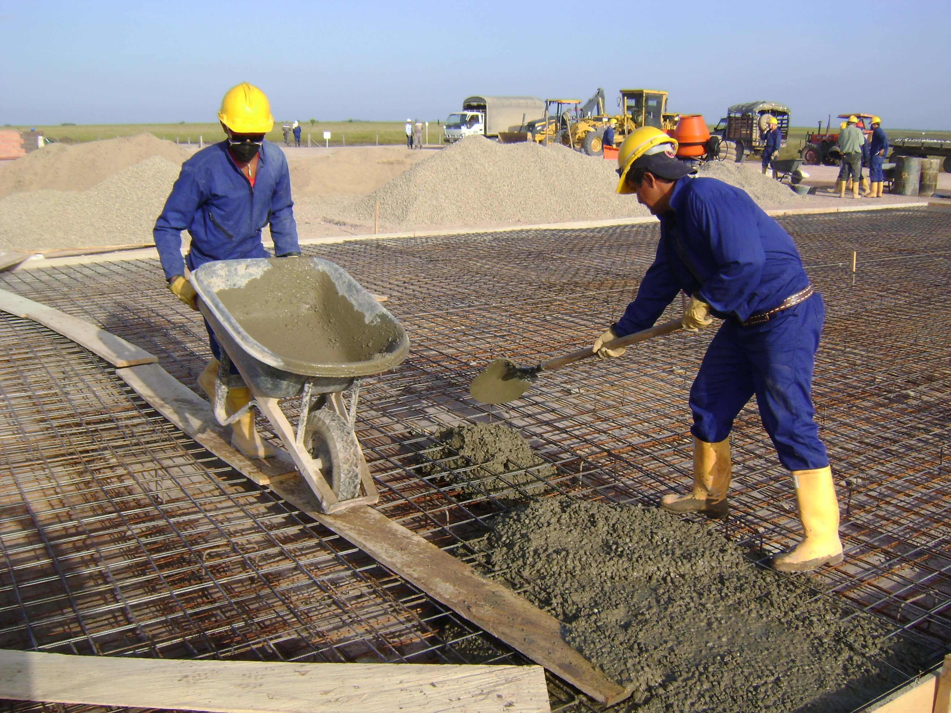 Puentes y Carreteras/Construcción Vía Petrolera Cuerva 19