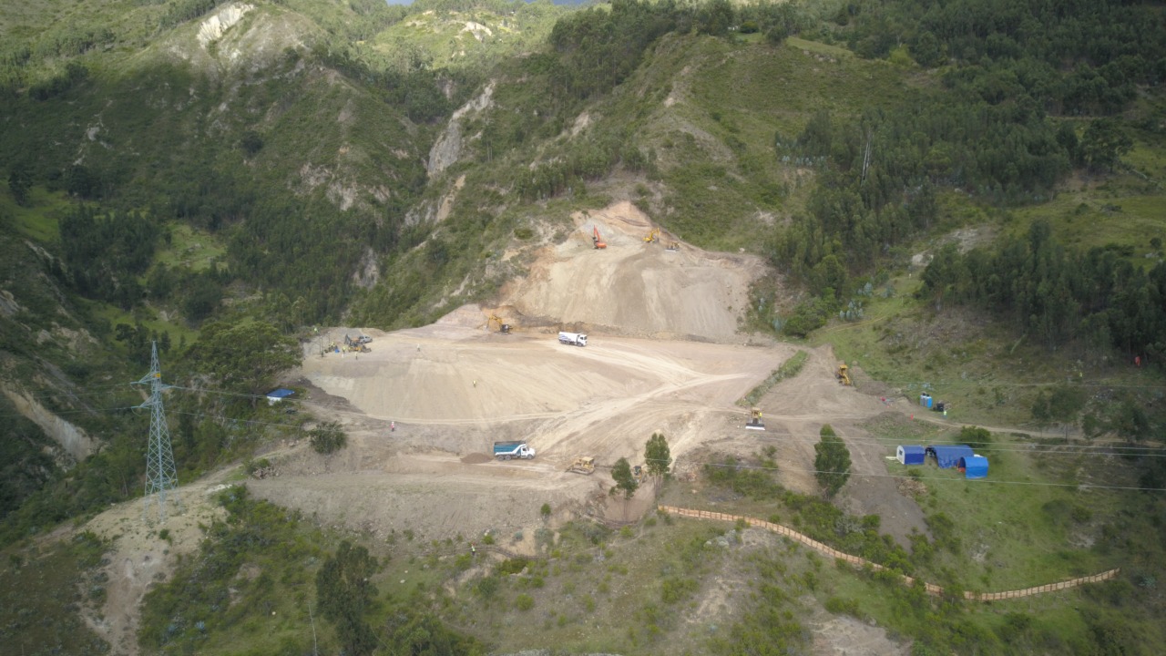 Puentes y Carreteras/Construcción Locación Petrolera 8