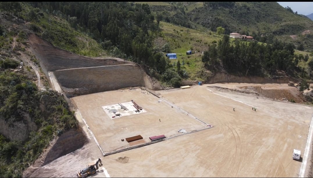 Puentes y Carreteras/Construcción Locación Petrolera 3