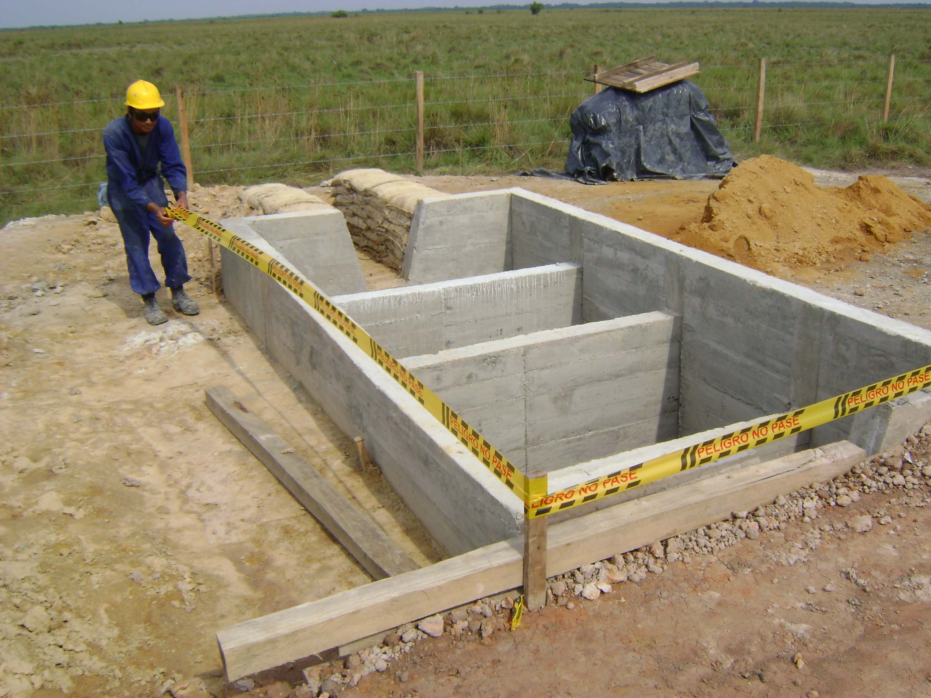 Puentes y Carreteras/Construcción Concretos Cuerva